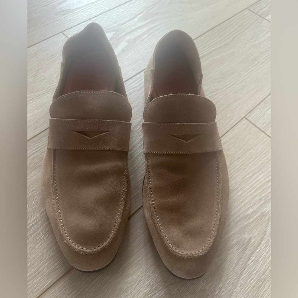 Wolf and Shepherd men’s loafers